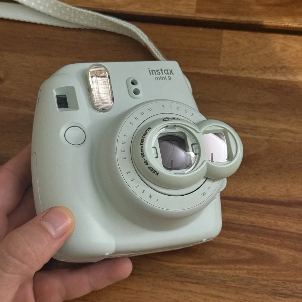 Fujifilm Instax Mini 9 Instant Film Camera Ice Blue Tested Working GC-6587 Case